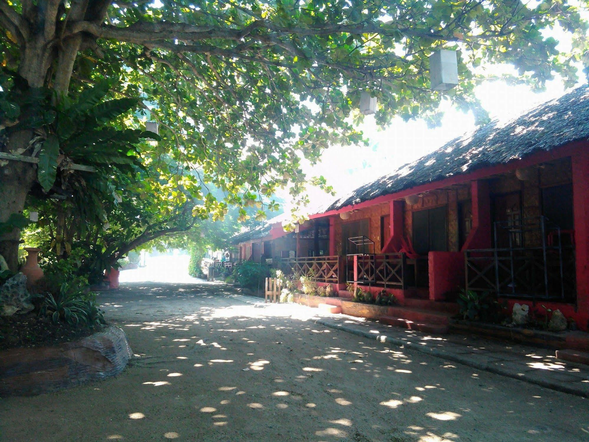 Hk Beach Resort And Restaurant Моалбоал Экстерьер фото