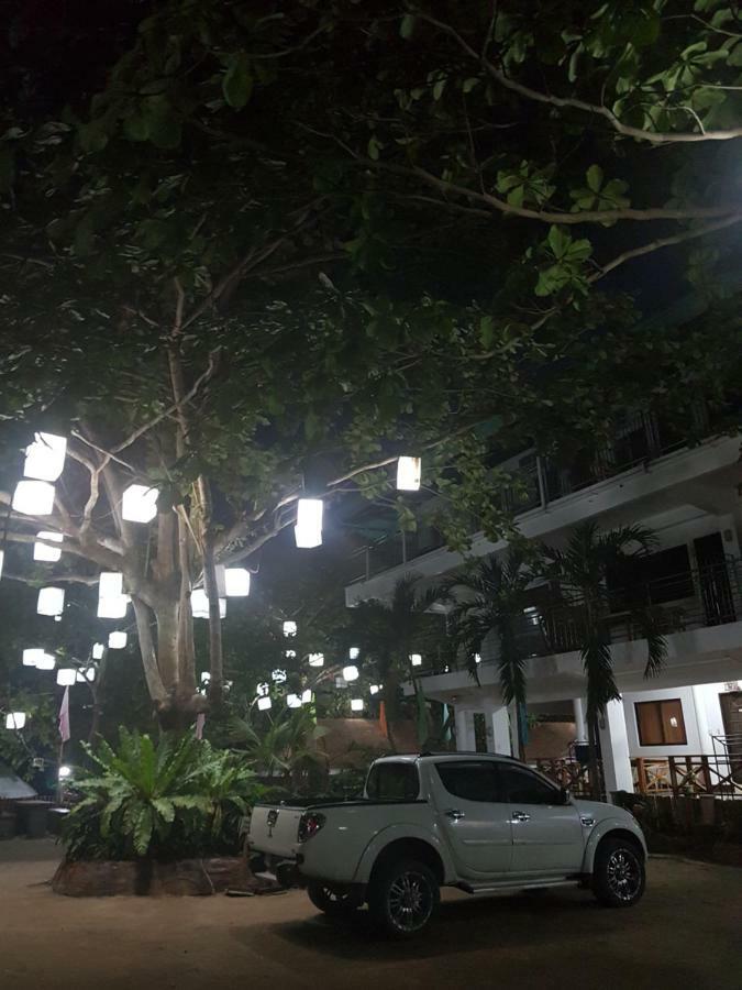 Hk Beach Resort And Restaurant Моалбоал Экстерьер фото